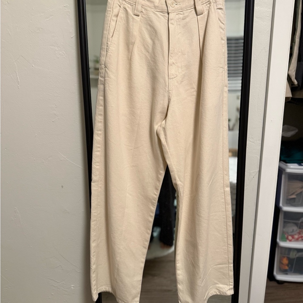 OZMA Field Pant in Putty